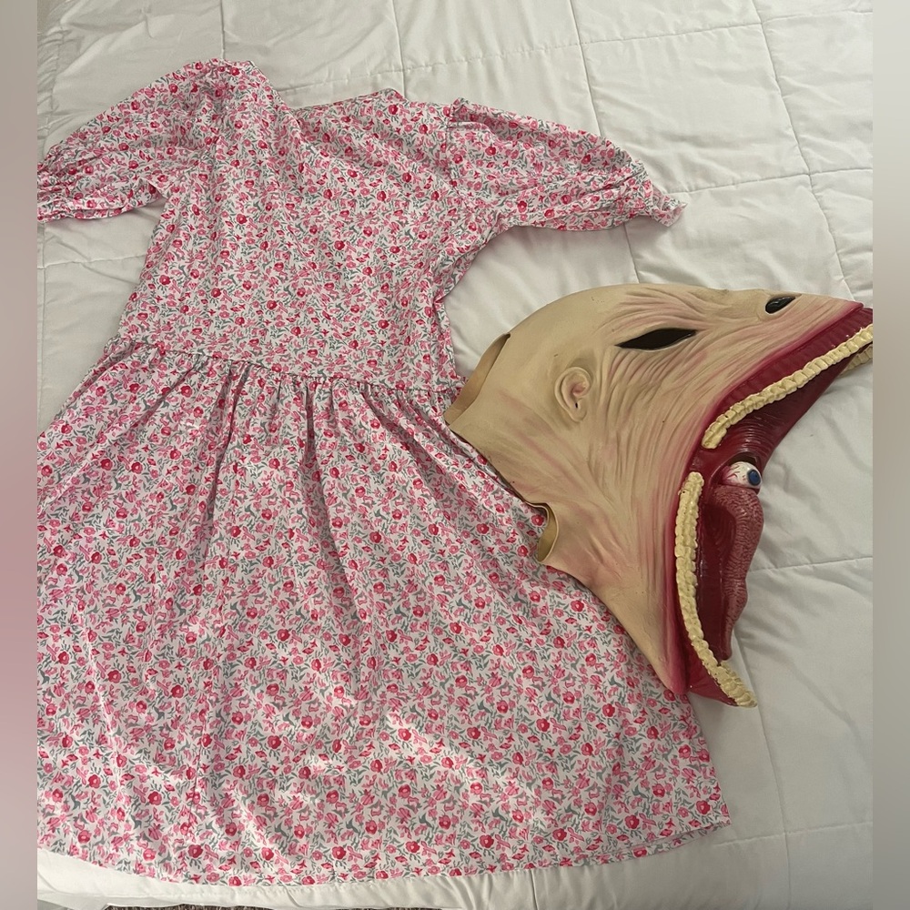 Beetle juice Barbara maitland mask & dress